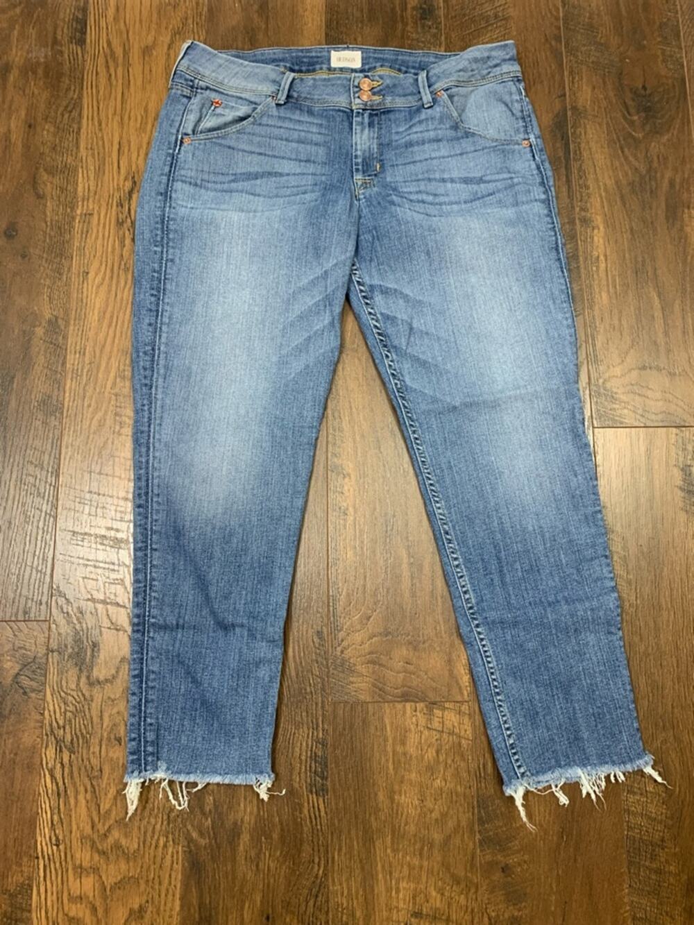 Hudson Jeans Light Blue Cropped Frayed Hem Ankle Jeans